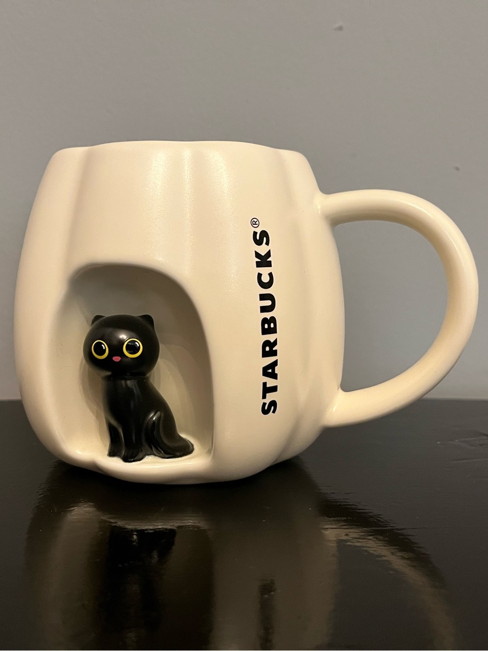 Starbucks Window Cat Pumpkin Mug